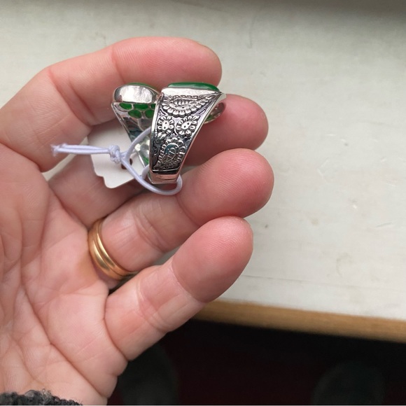 Jade sterling ring - Picture 9 of 13